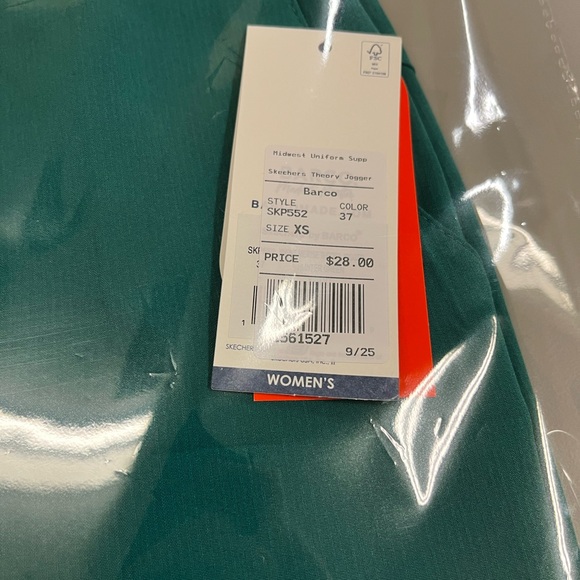 NWT Sketchers Hunter Green Jogger Scrub Pants Multi Sizes - Picture 10 of 13